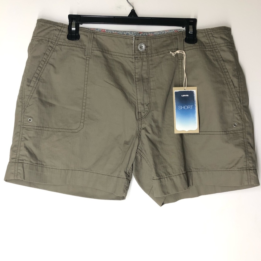 Levi’s khaki shorts